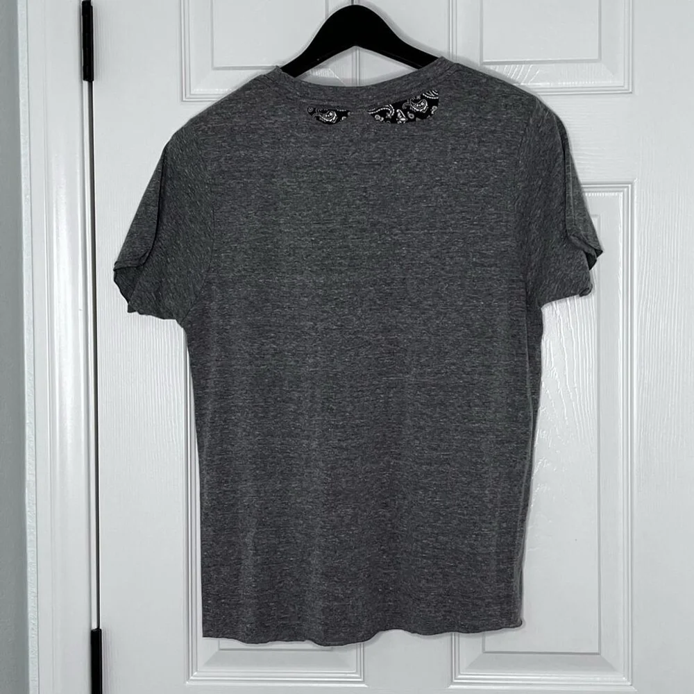 Chillionaire Women's Large Tailgating Tshirt Heather Gray NWT from Buckle - Picture 4 of 12